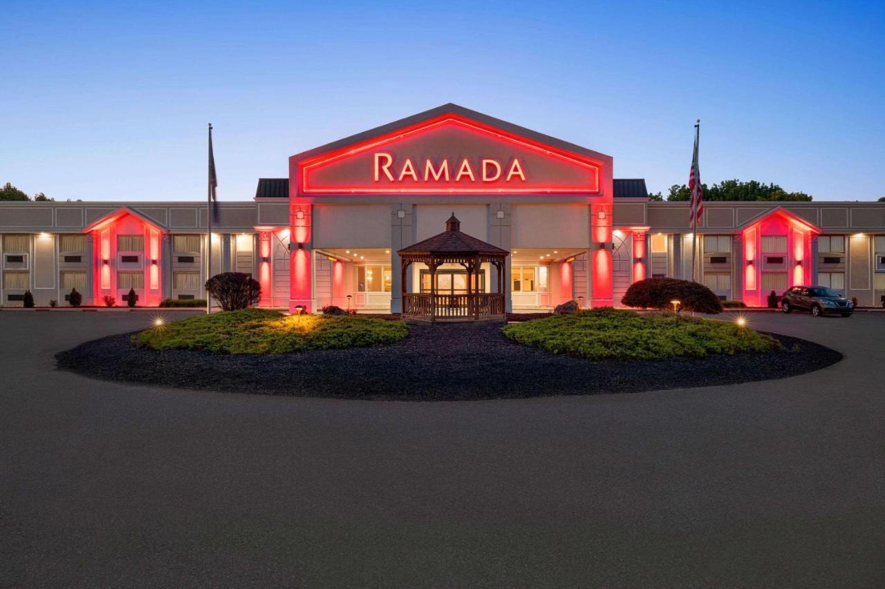 Ramada By Wyndham Allentown Bethlehem Exteriör bild